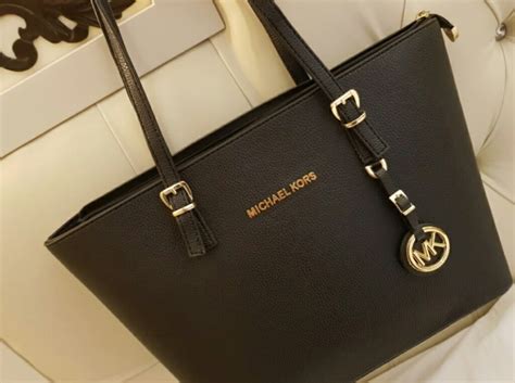 michael kors firmy mk torebka bialoczarna z paseczkami|Michael Kors outlet.